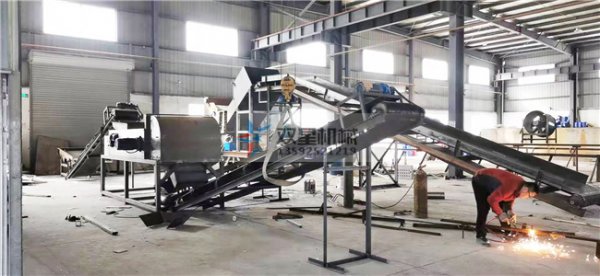 金屬破碎機行業(yè)未來發(fā)展趨勢怎么樣，現在投資晚嗎？